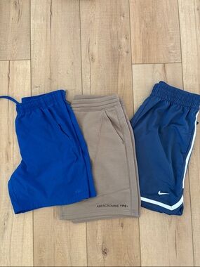 Set of 3 boys shorts L XL